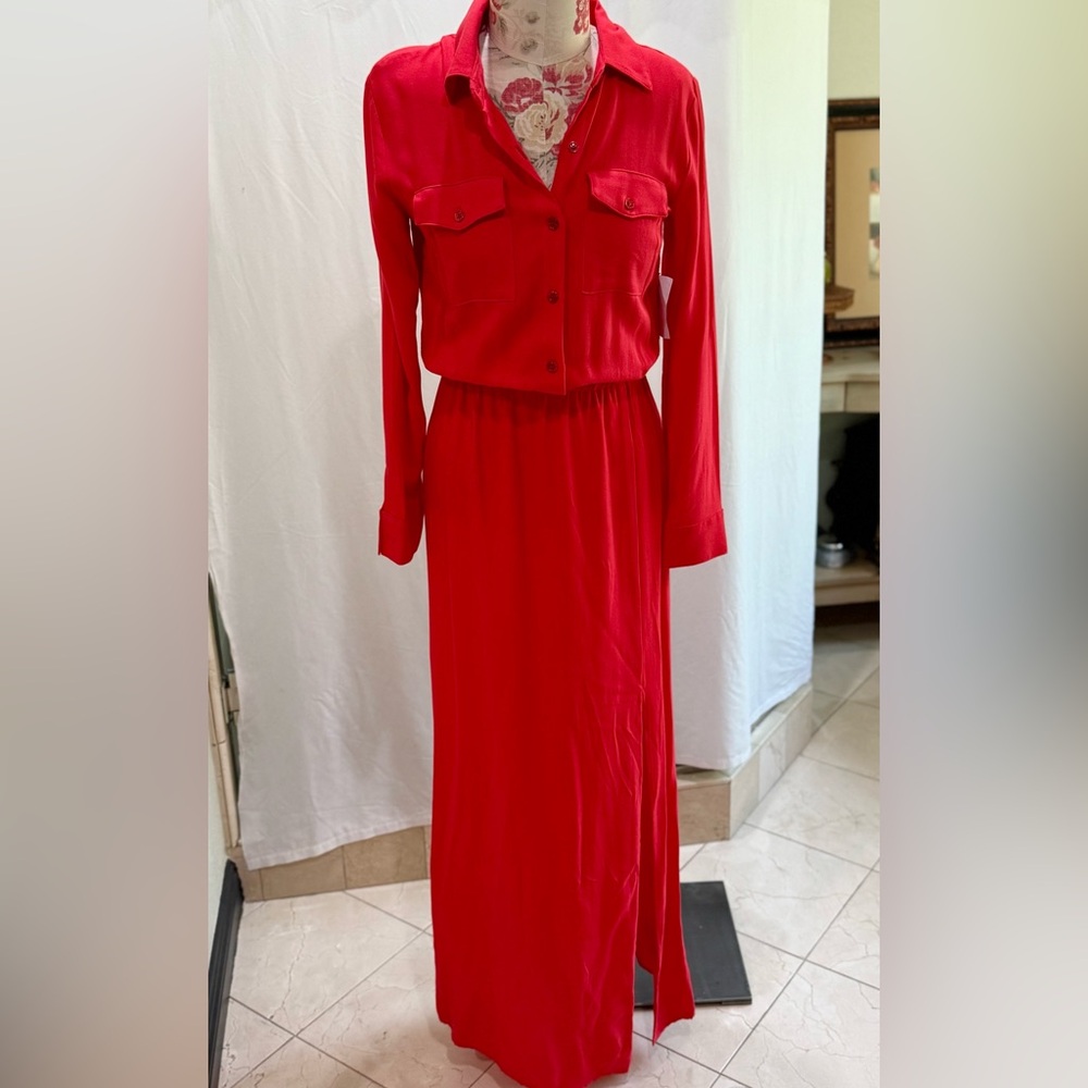 Splendid Vibrant Red Apparel